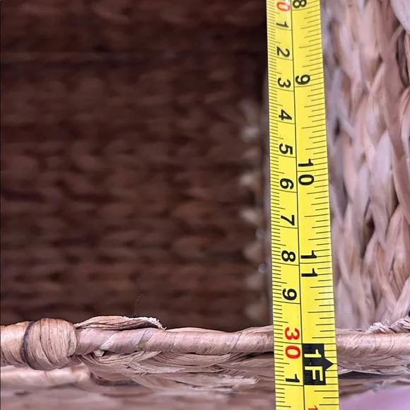 Pair of Natural Woven Storage Baskets - Picture 4 of 4